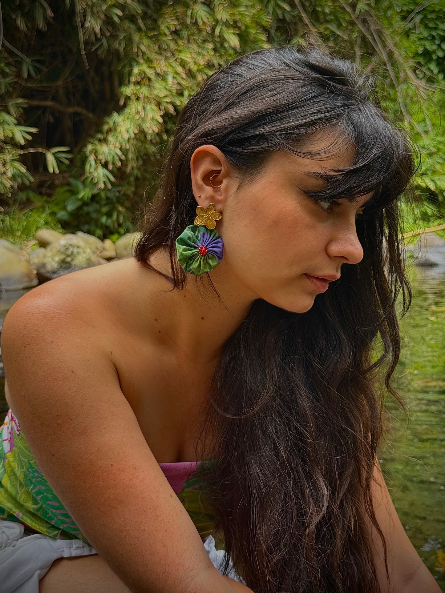 Boucles d'oreilles rosace violette