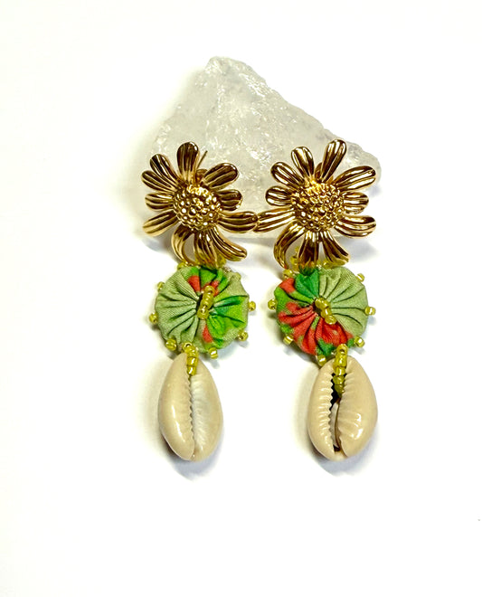 Boucles d'oreilles marguerite vert pistache